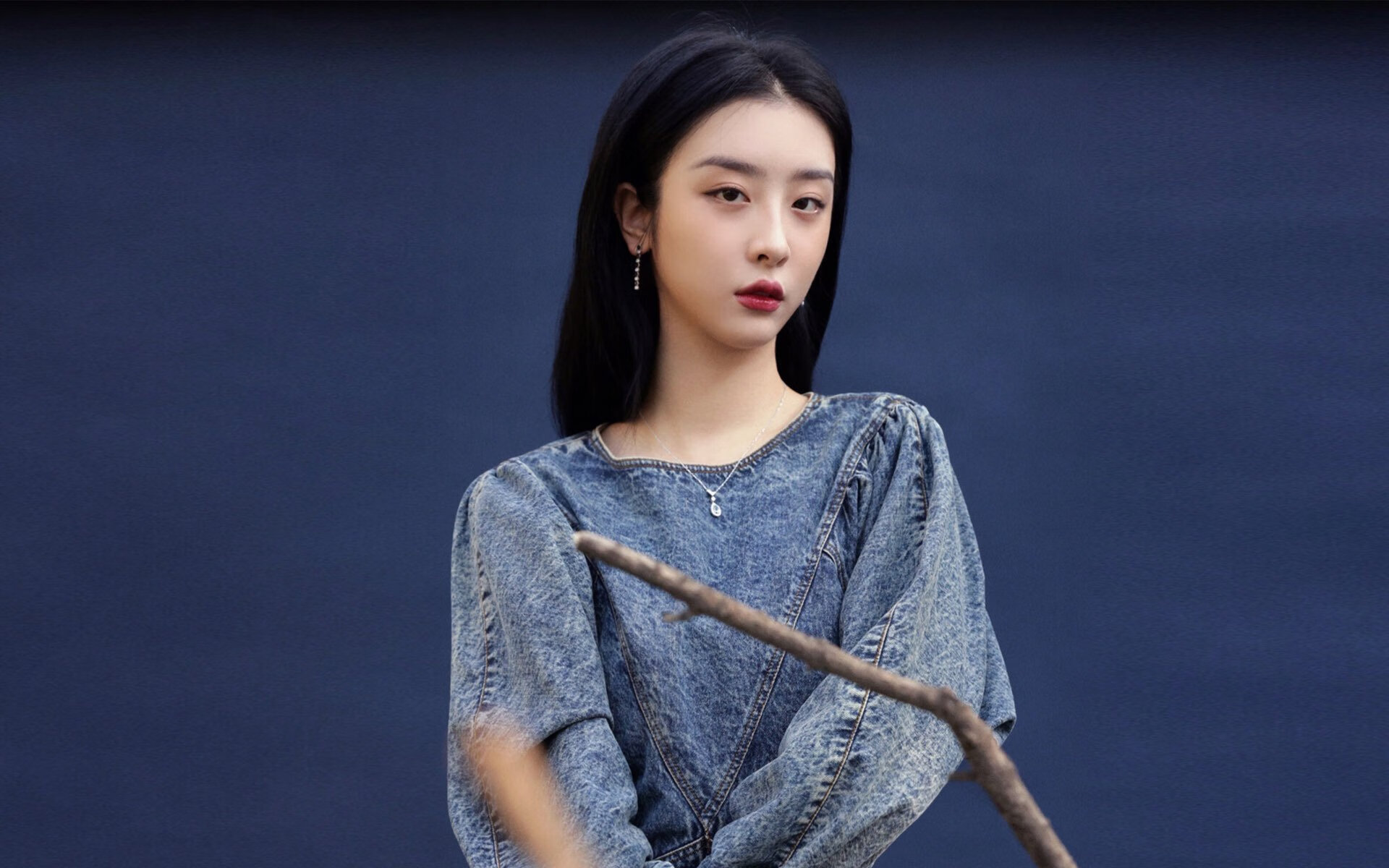 开云·体育官网-布莱顿主场丢球，底线战势头有所不稳，布莱顿首发