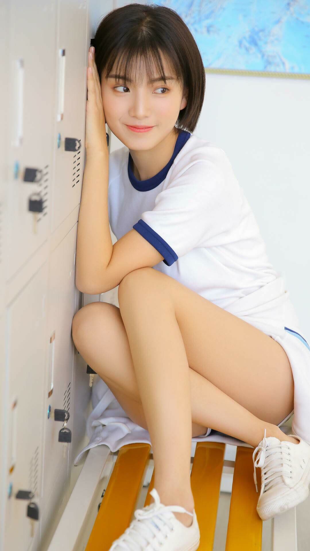 开云体育APP下载-仰泳选手滑行段延长,技术动作顺畅,仰泳划水路线