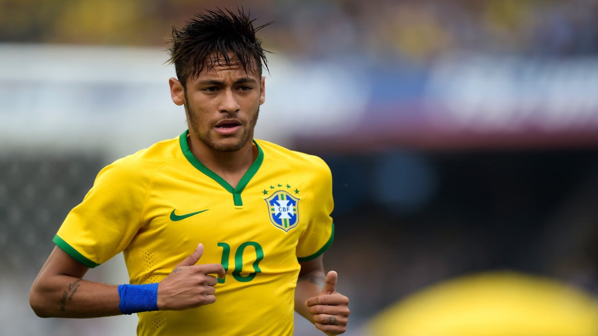 《专题报道:电竞选手的日常训练与生活》,电竞选手的标准