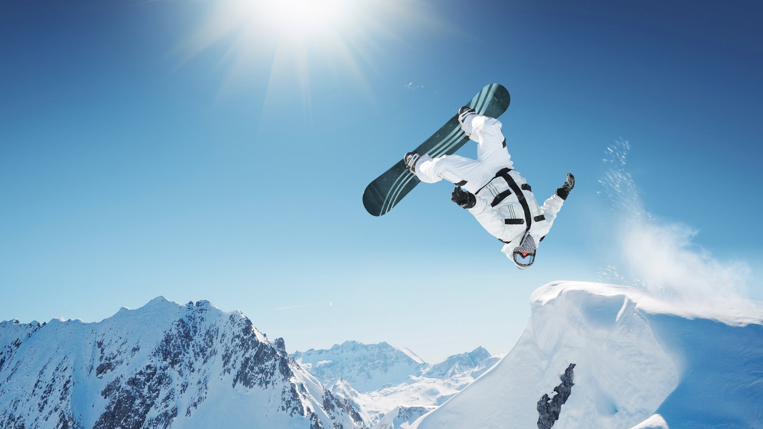 中国足球裁判员水平提升计划全面展开，国际接轨度增强，中国足球裁判分几个级别