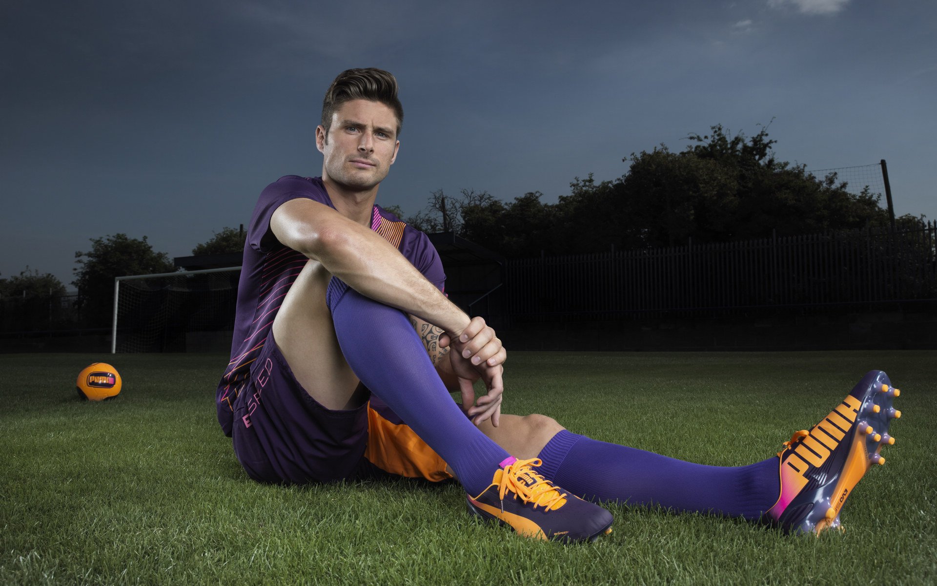 日本队创造多次进球机会，日本进球队员