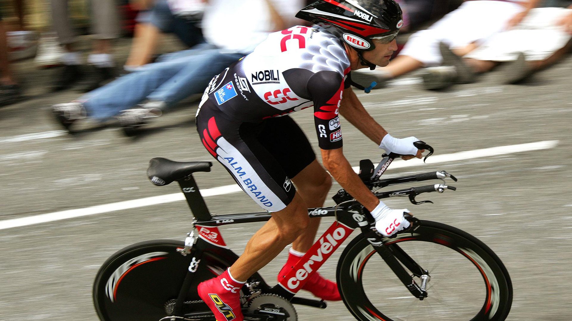 维克托·文班亚马成为NBA全球球迷偶像，文班亚马身高